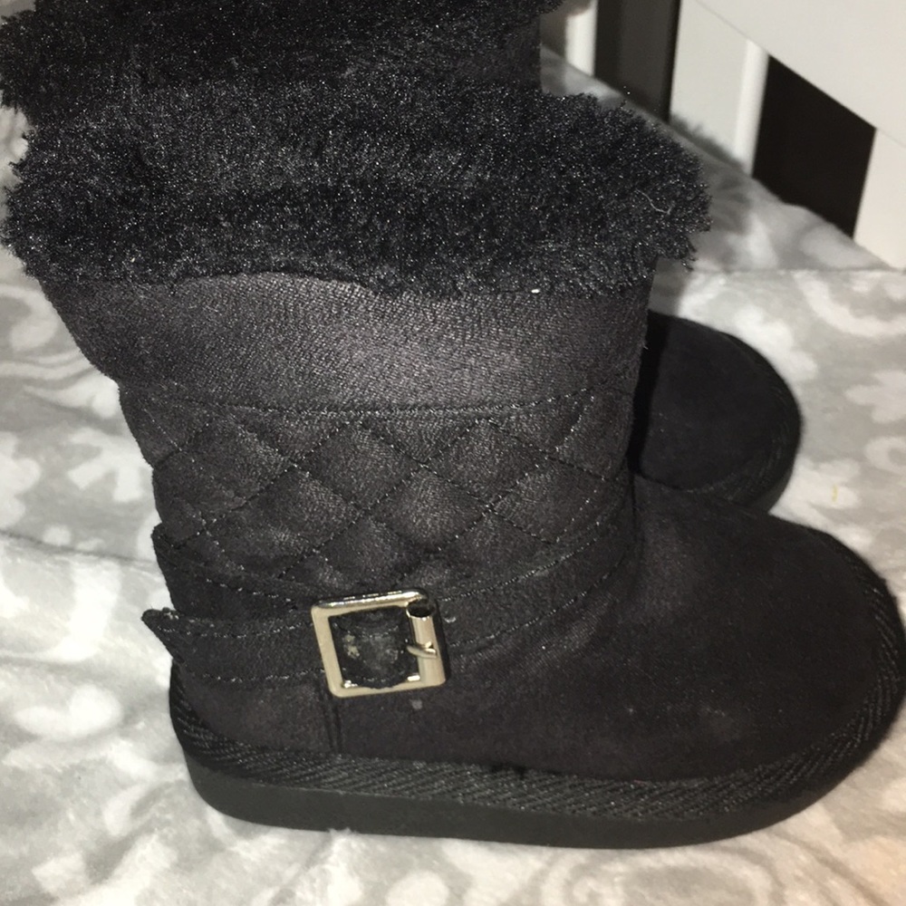 Kids size 5M OD MING BLACK BOOTS by OKIE DOKIE